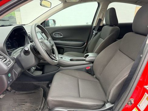 Used 2016 Honda HR-V EX image 12
