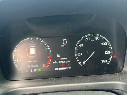 Used 2025 Honda Odyssey Sport-L image 17