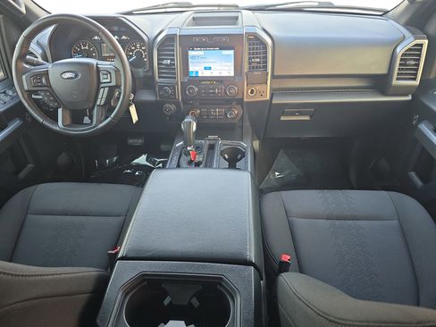 Used 2018 Ford F150 XLT w/ Equipment Group 302A Luxury image 9