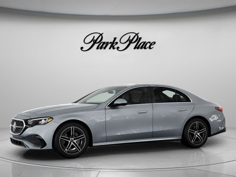 Used 2026 Mercedes-Benz E 350 Sedan image 3