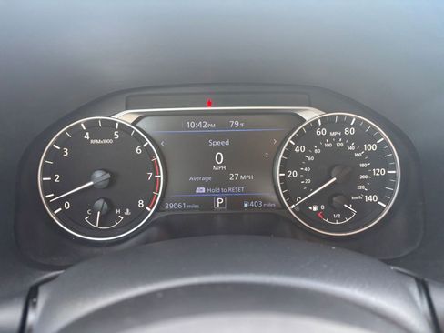 Used 2025 Nissan Altima 2.5 SV FWD image 41