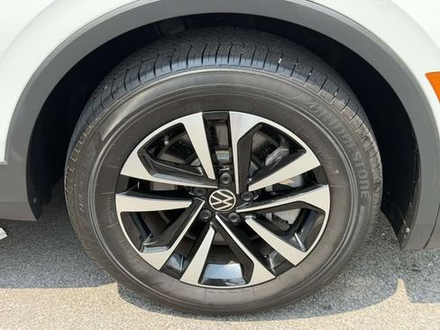 Certified 2022 Volkswagen Tiguan S w/ Driver Assistance Package AWD/4WD image 9