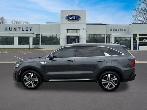Used 2023 Kia Sorento EX w/ Panoramic Sunroof Package FWD image 6