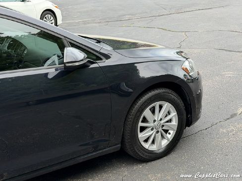 Used 2019 Volkswagen Golf 4-Door FWD image 39