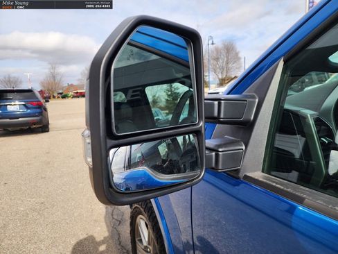 Used 2019 Ford F150 Lariat w/ Equipment Group 502A Luxury AWD/4WD image 26