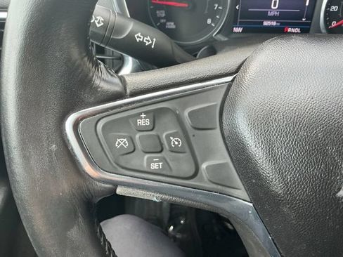 Used 2019 Chevrolet Equinox LT FWD image 19