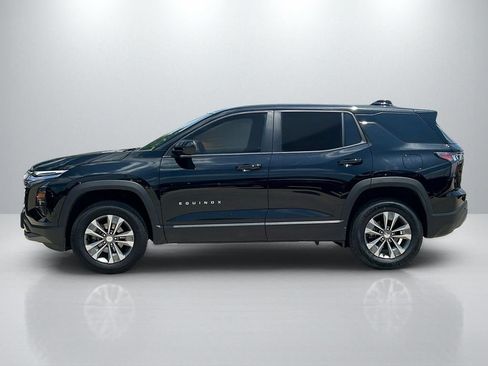 Used 2026 Chevrolet Equinox LT FWD image 8