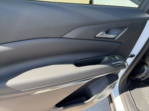 New 2026 Chevrolet Traverse High Country image 12