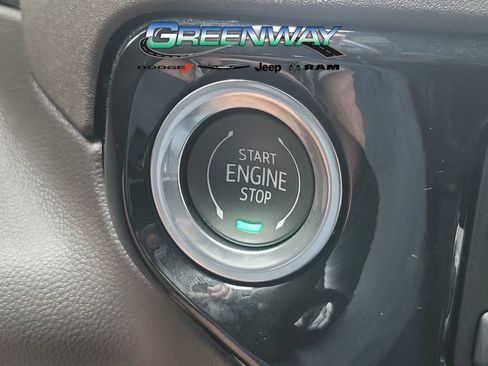 Used 2023 GMC Sierra 1500 SLT w/ SLT Premium Plus Package image 28