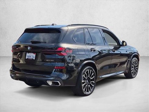 Used 2026 BMW X5 sDrive40i w/ M Sport Package RWD image 5