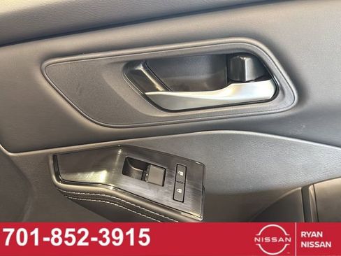 New 2026 Nissan Rogue SV w/ Cold Weather Package AWD/4WD image 38