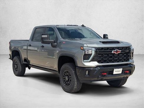 New 2026 Chevrolet Silverado 2500 ZR2 AWD/4WD image 7