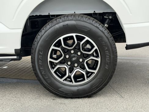 Certified 2022 Ford F150 Lariat w/ Equipment Group 502A High image 11