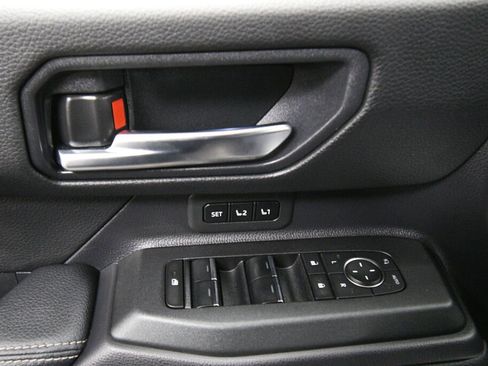 Used 2024 Toyota Land Cruiser image 11