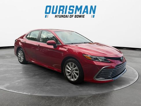 Used 2024 Toyota Camry LE FWD image 1