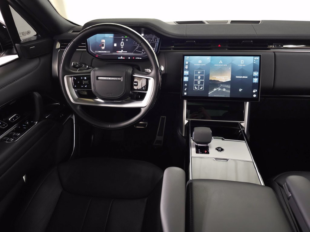 Certified 2024 Land Rover Range Rover SE AWD/4WD image 19