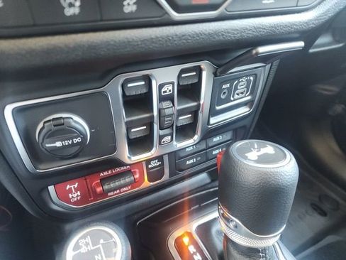 New 2026 Jeep Wrangler Unlimited Sport AWD/4WD image 8