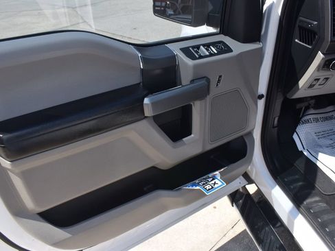 Used 2018 Ford F150 XLT w/ Equipment Group 302A Luxury RWD image 9