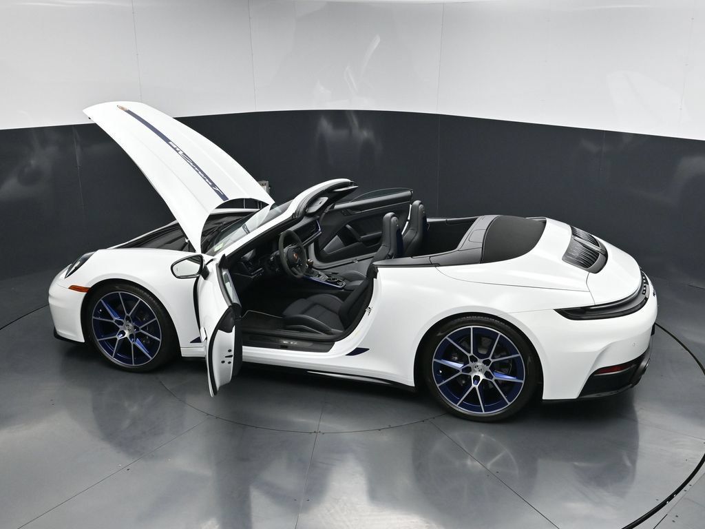 Certified 2026 Porsche 911 Carrera T RWD image 29