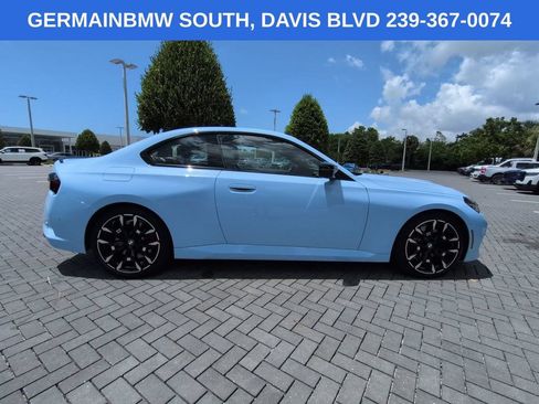 Used 2025 BMW M240i Coupe w/ Premium Package RWD image 4