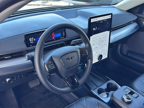 Certified 2022 Ford Mustang Mach-E Select w/ Comfort/Technology Package image 22