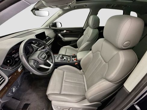 Used 2018 Audi Q5 2.0T Premium Plus w/ Premium Plus Package AWD/4WD image 17