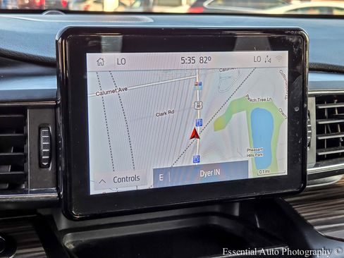 Used 2020 Ford Explorer Limited image 21