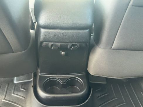 Used 2016 Jeep Wrangler Unlimited Sport AWD/4WD image 23