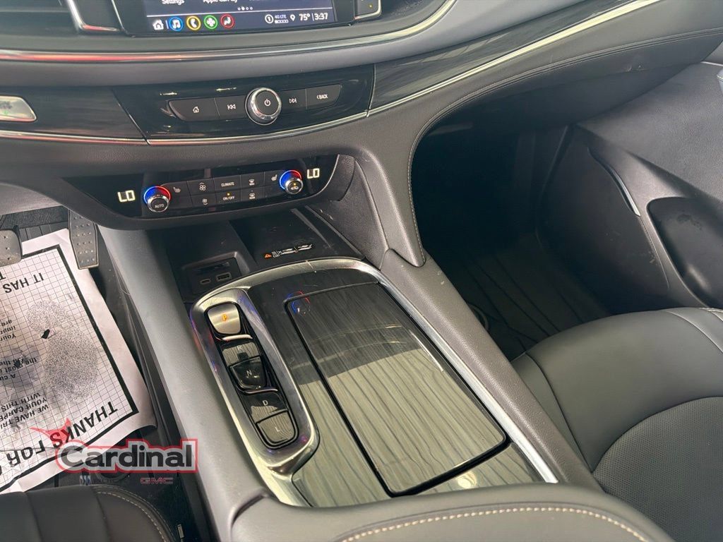 Used 2023 Buick Enclave Essence w/ LPO, Floor Liner Package FWD image 18