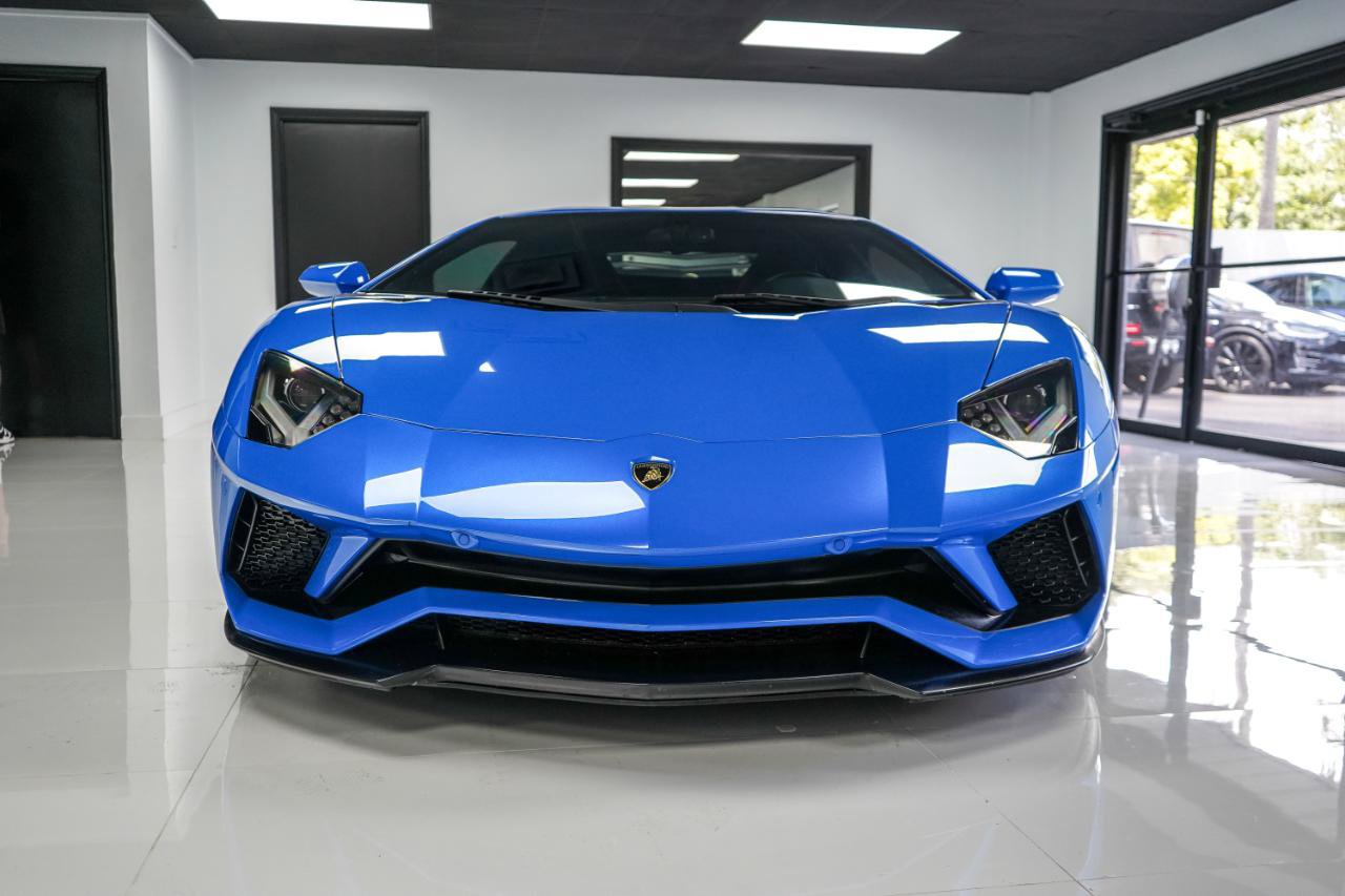 Used 2018 Lamborghini Aventador S AWD/4WD image 10