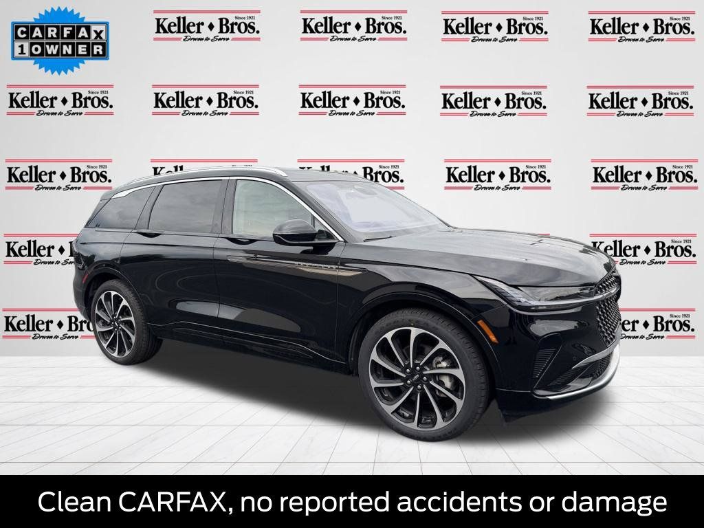 Used 2025 Lincoln Nautilus Black Label AWD/4WD image 1