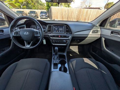 Used 2018 Hyundai Sonata SE FWD image 15