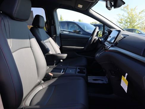 New 2026 Honda Odyssey Sport-L image 36