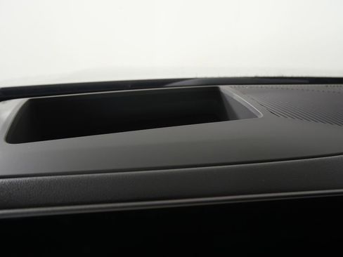 Used 2025 BMW 540i xDrive image 20