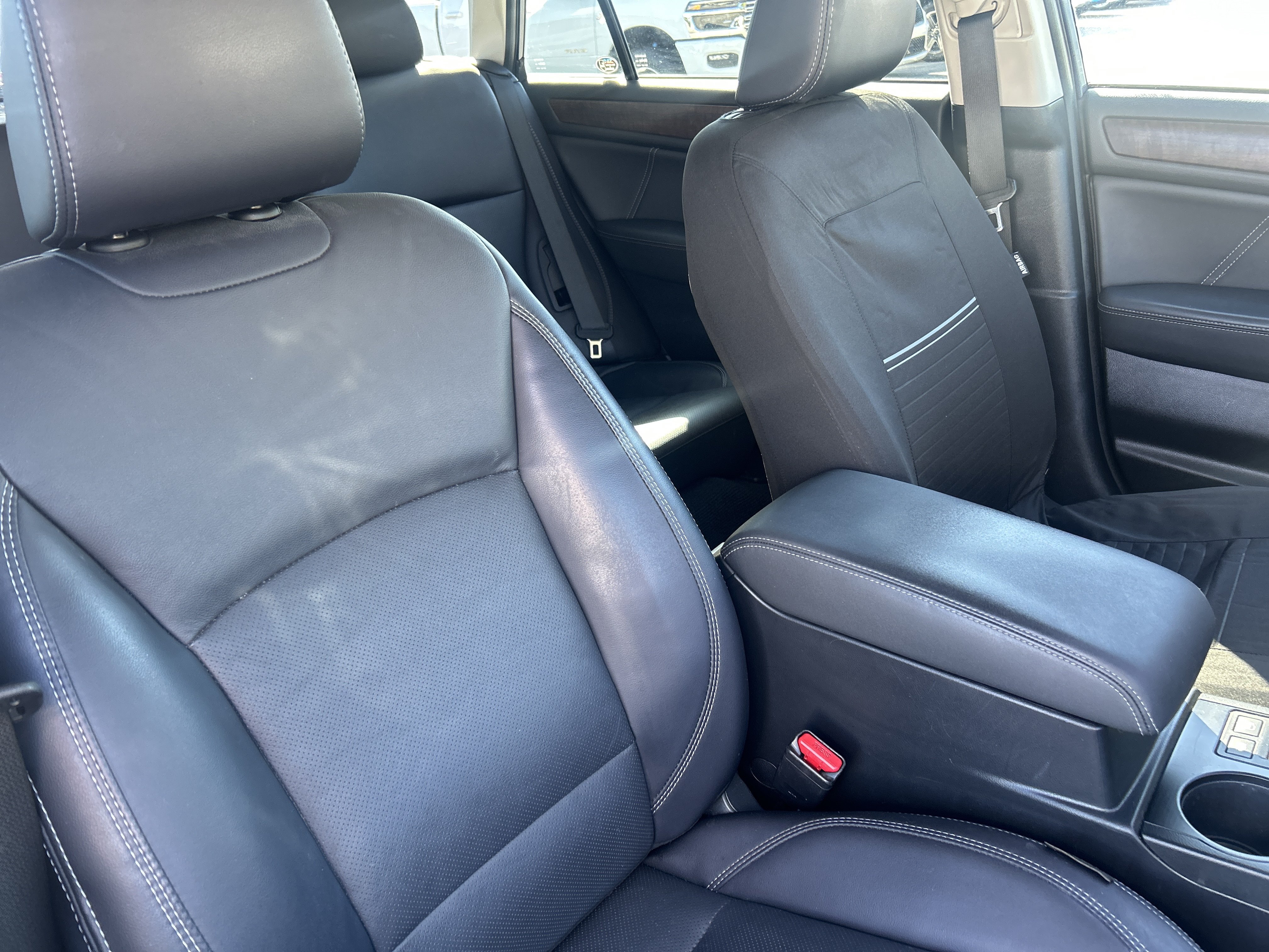 Used 2018 Subaru Outback 2.5i Limited AWD/4WD image 56