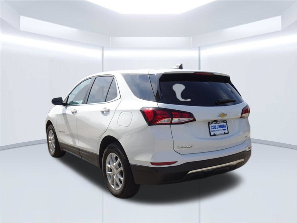 Used 2024 Chevrolet Equinox LT FWD image 7