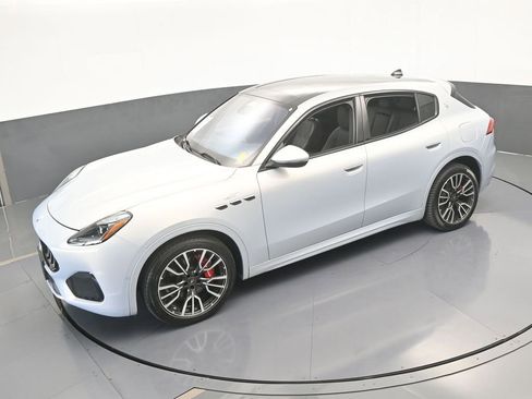 Used 2023 Maserati Grecale GT image 50