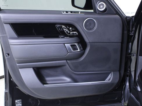 Used 2021 Land Rover Range Rover SV Autobiography Dynamic image 21