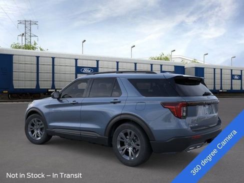 New 2026 Ford Explorer Active AWD/4WD image 4