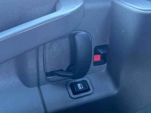 Certified 2024 Chevrolet Express 3500 w/ Driver Convenience Package image 20