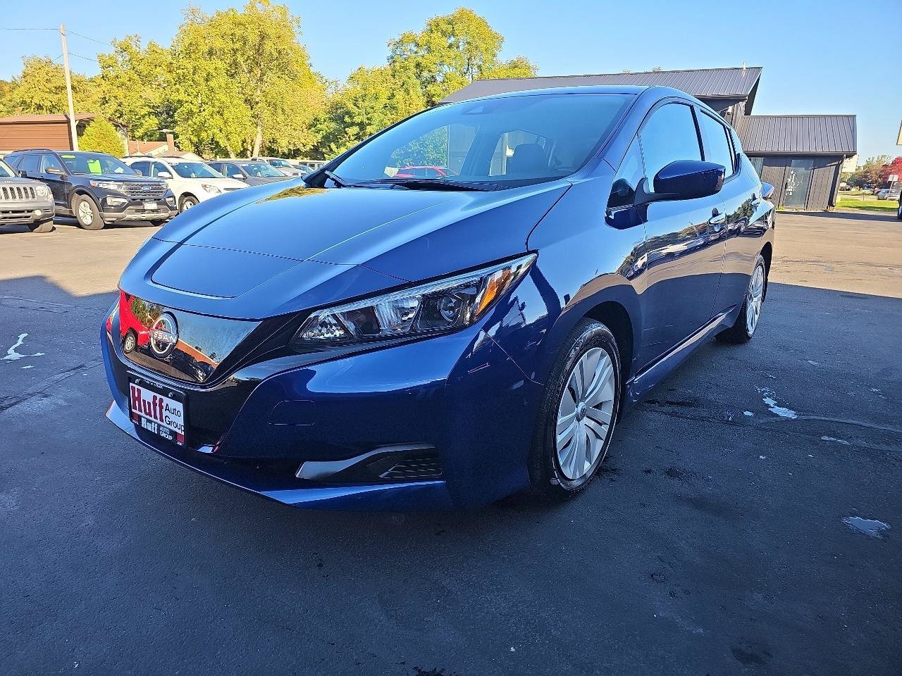 Used 2025 Nissan Leaf S FWD image 4