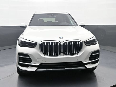 Used 2023 BMW X5 xDrive40i w/ Premium Package AWD/4WD image 2
