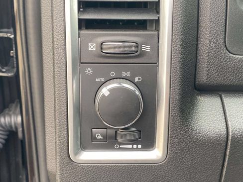 Used 2022 RAM 1500 Warlock w/ Electronics Group AWD/4WD image 17