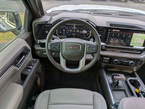 New 2026 GMC Sierra 1500 SLT w/ SLT Premium Plus Package AWD/4WD image 16