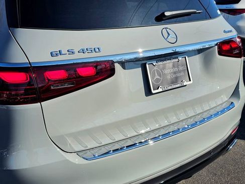 New 2026 Mercedes-Benz GLS 450 4MATIC image 14