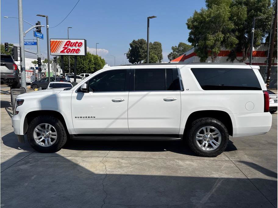 Used 2019 Chevrolet Suburban LT AWD/4WD image 4