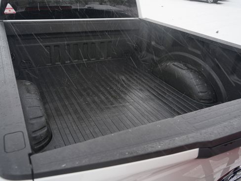 Used 2019 Ford F250 XLT image 11