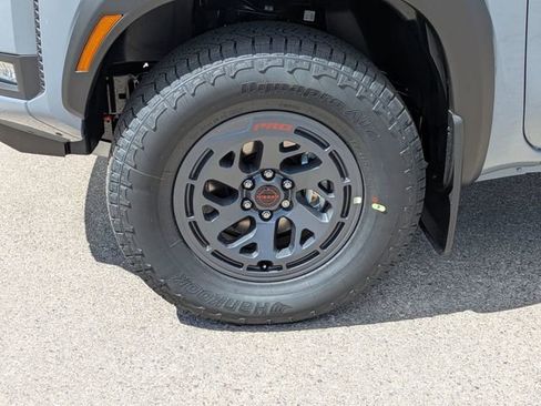 New 2026 Nissan Frontier PRO-4X w/ Pro-4x Convenience Package AWD/4WD image 4