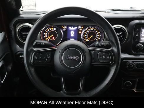 Used 2021 Jeep Wrangler Unlimited Sport AWD/4WD image 19