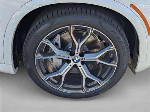 New 2026 BMW X5 xDrive50e w/ M Sport Package image 9